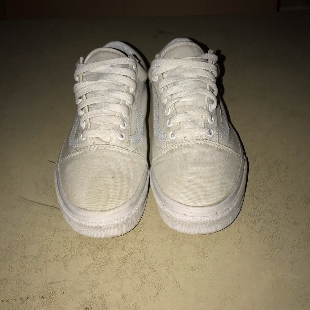 Vans - Picture 10 of 10